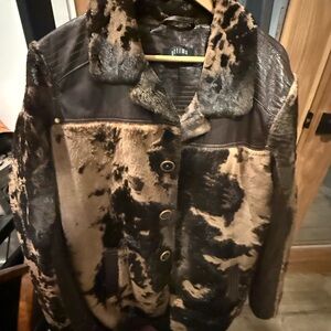 Luxurious brown/tan leather cow mink jacket. Brand new, comfy, super warm.